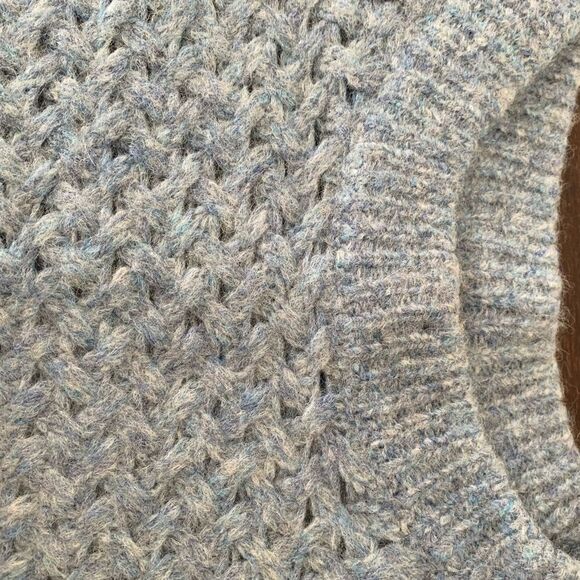 Magaschoni alpaca thick sweater, size M , NWT - Picture 4 of 5